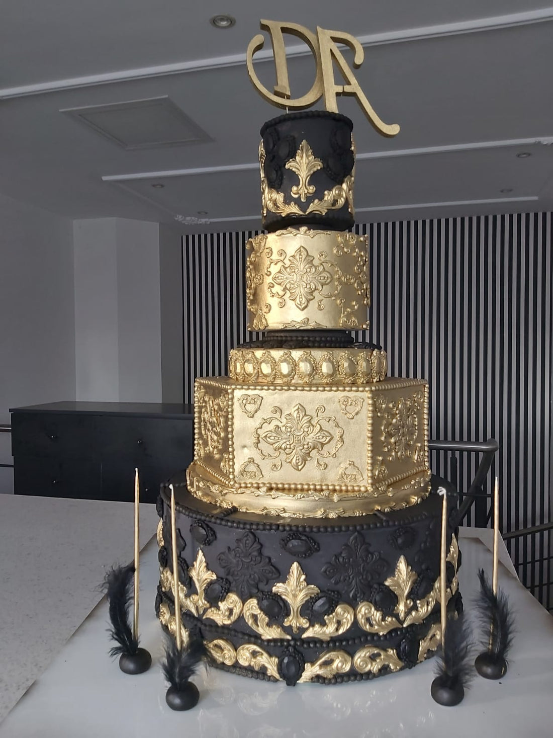 No:280 Şeker Hamurlu Tasarım Pasta