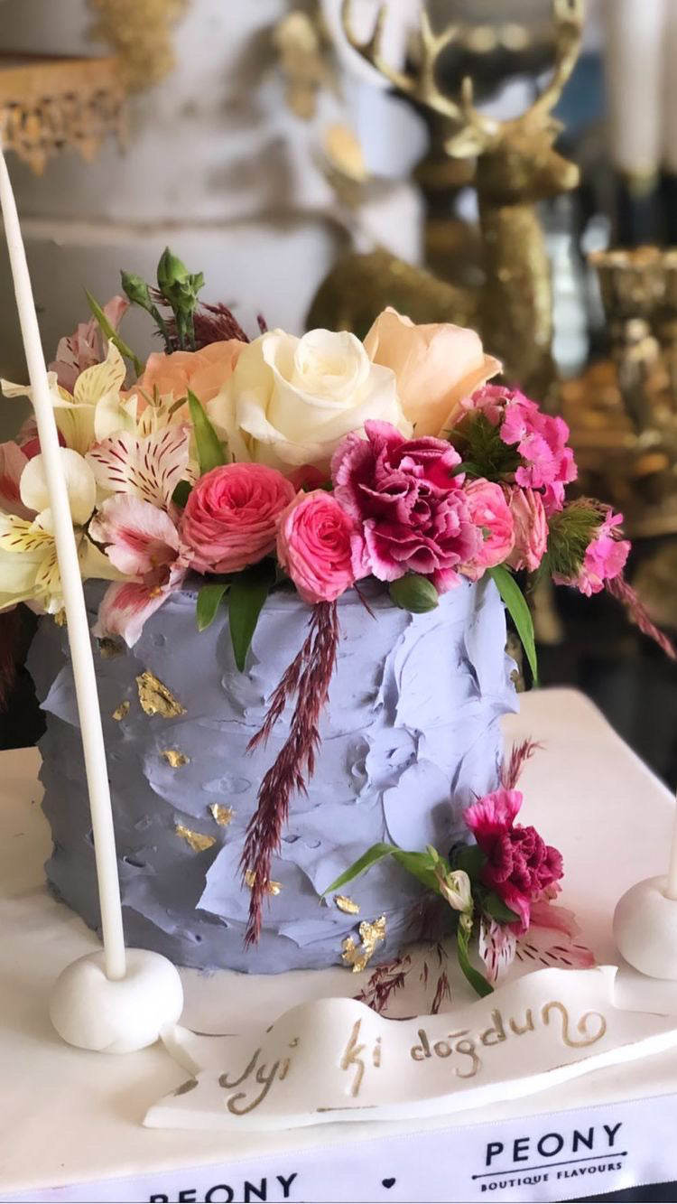 No:230 Kremalı Tasarım Pasta