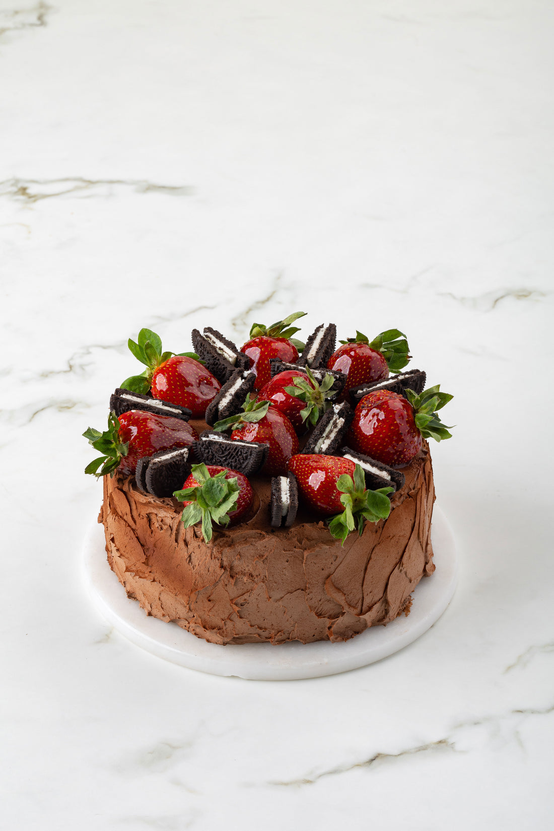 Çilekli Oreolu Pasta