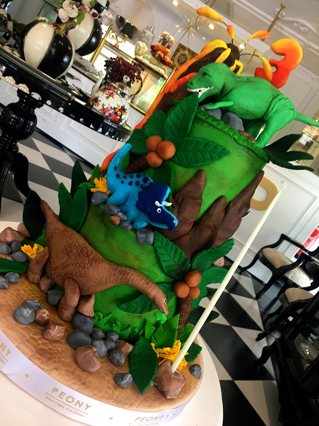 No:38 Şeker Hamurlu Tasarım Pasta