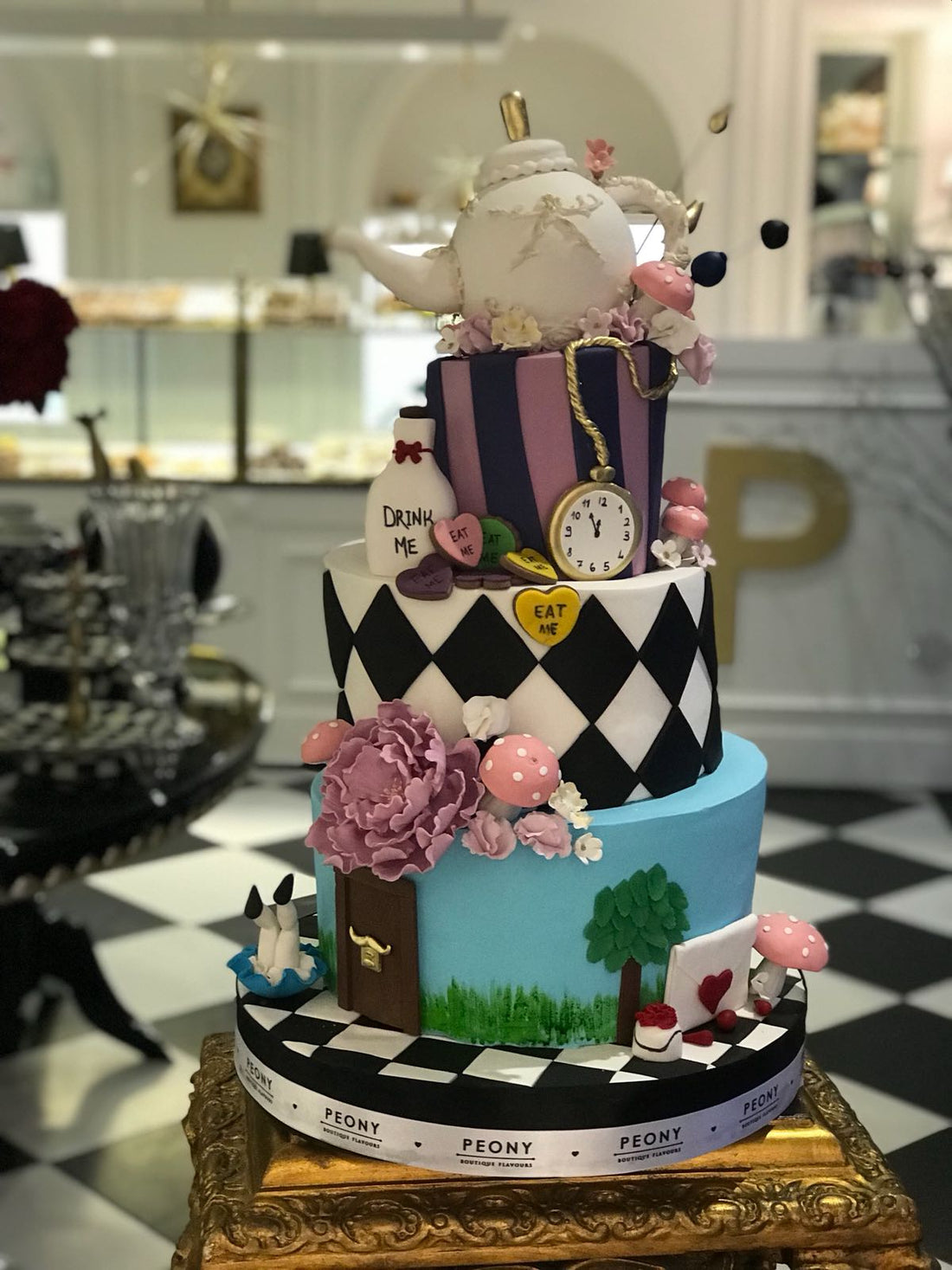 No:34 Şeker Hamurlu Tasarım Pasta