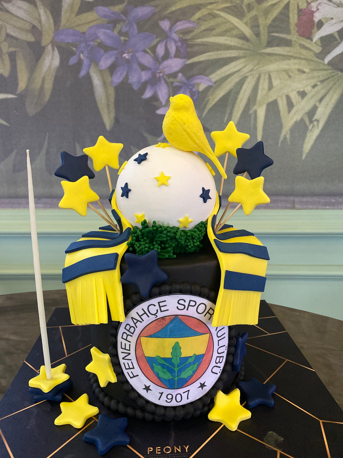 No:96 Şeker Hamurlu Tasarım Pasta