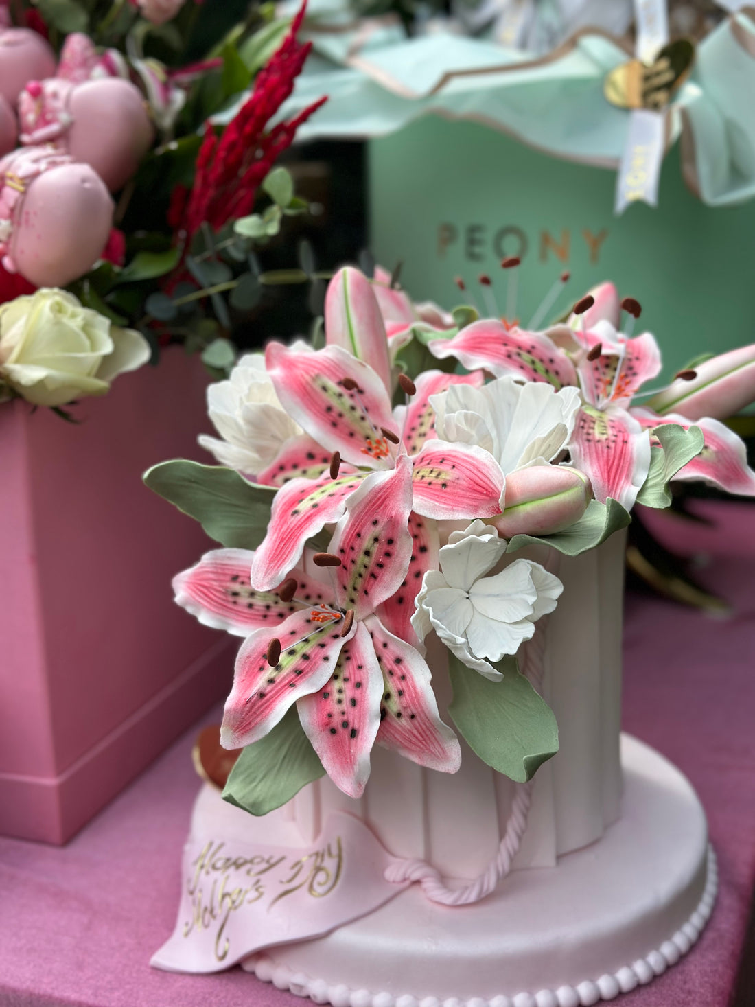 No:217 Şeker Hamurlu Tasarım Pasta