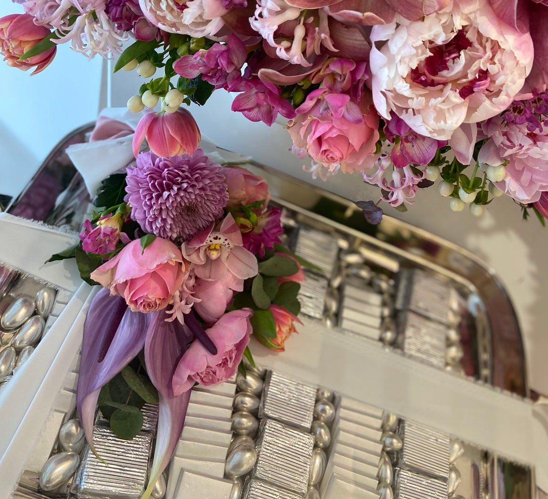 Söz Çikolata Tepsi Aranjmanı