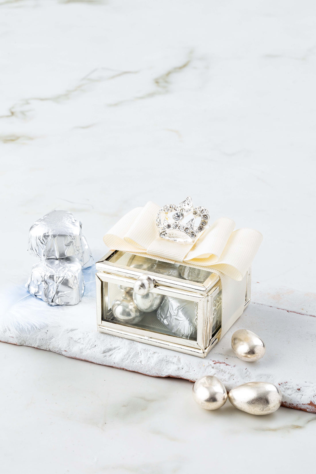 No:13 Cam Kutu Yeni Doğan Hediyelik