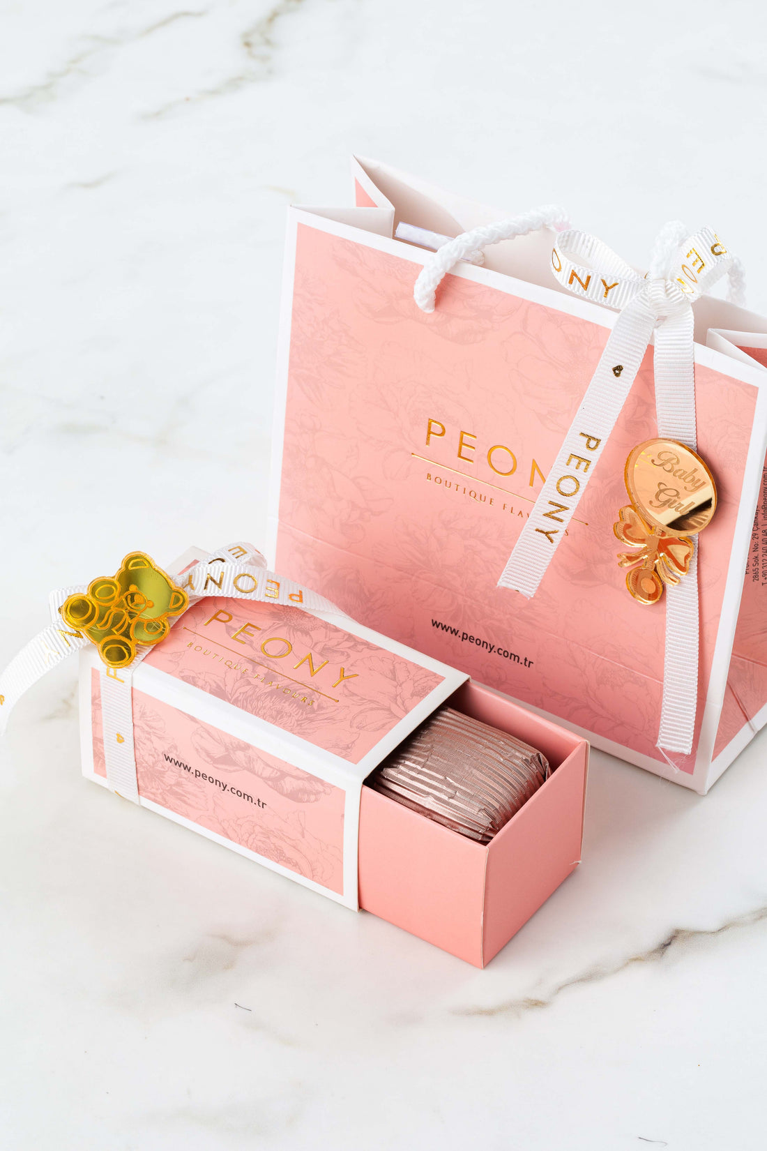 Special Kız Bebek Çikolatası