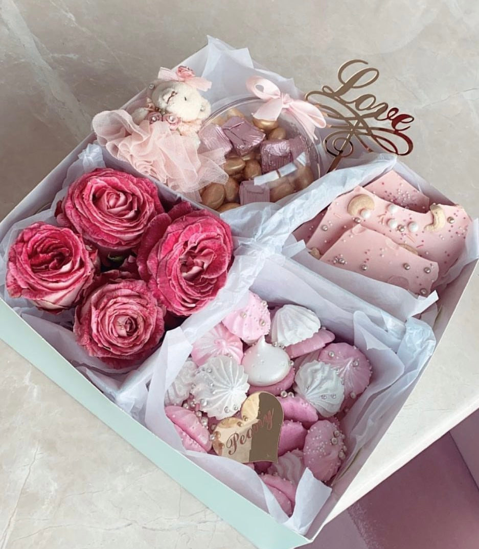 No:7 Dört Bölmeli Yeni Doğan Hediyelik