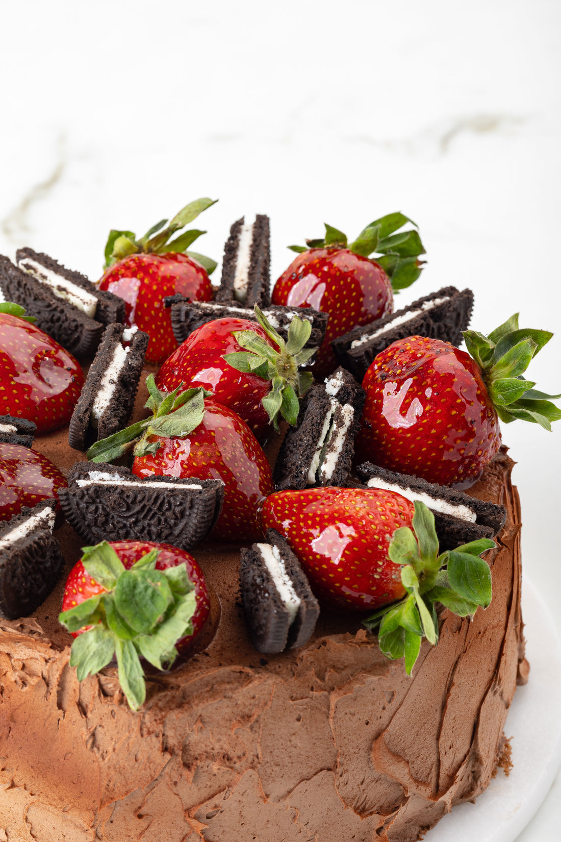 Çilekli Oreolu Pasta