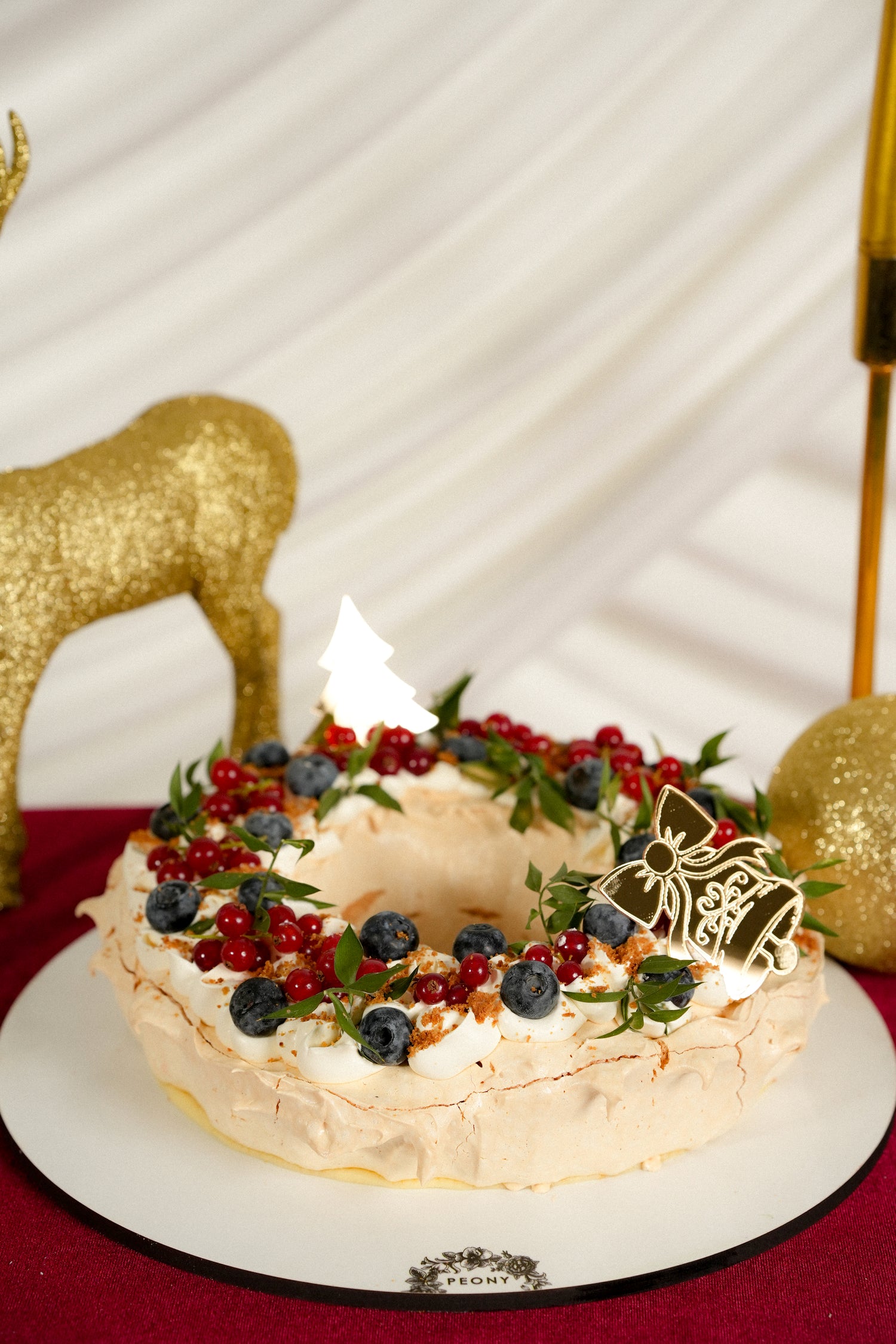 Yılbaşı Tasarım Pavlova Pasta