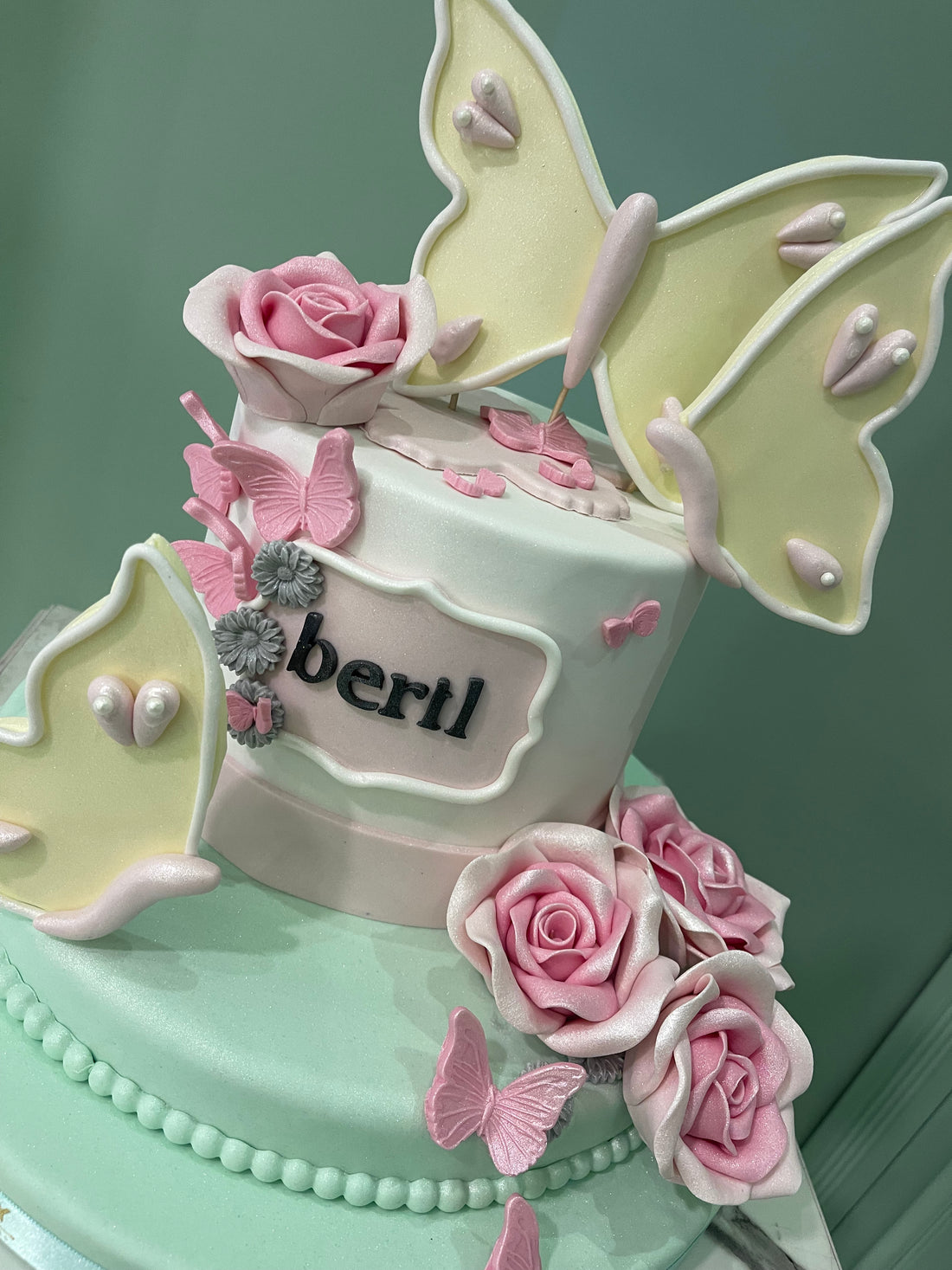 No:145 Şeker Hamurlu Tasarım Pasta