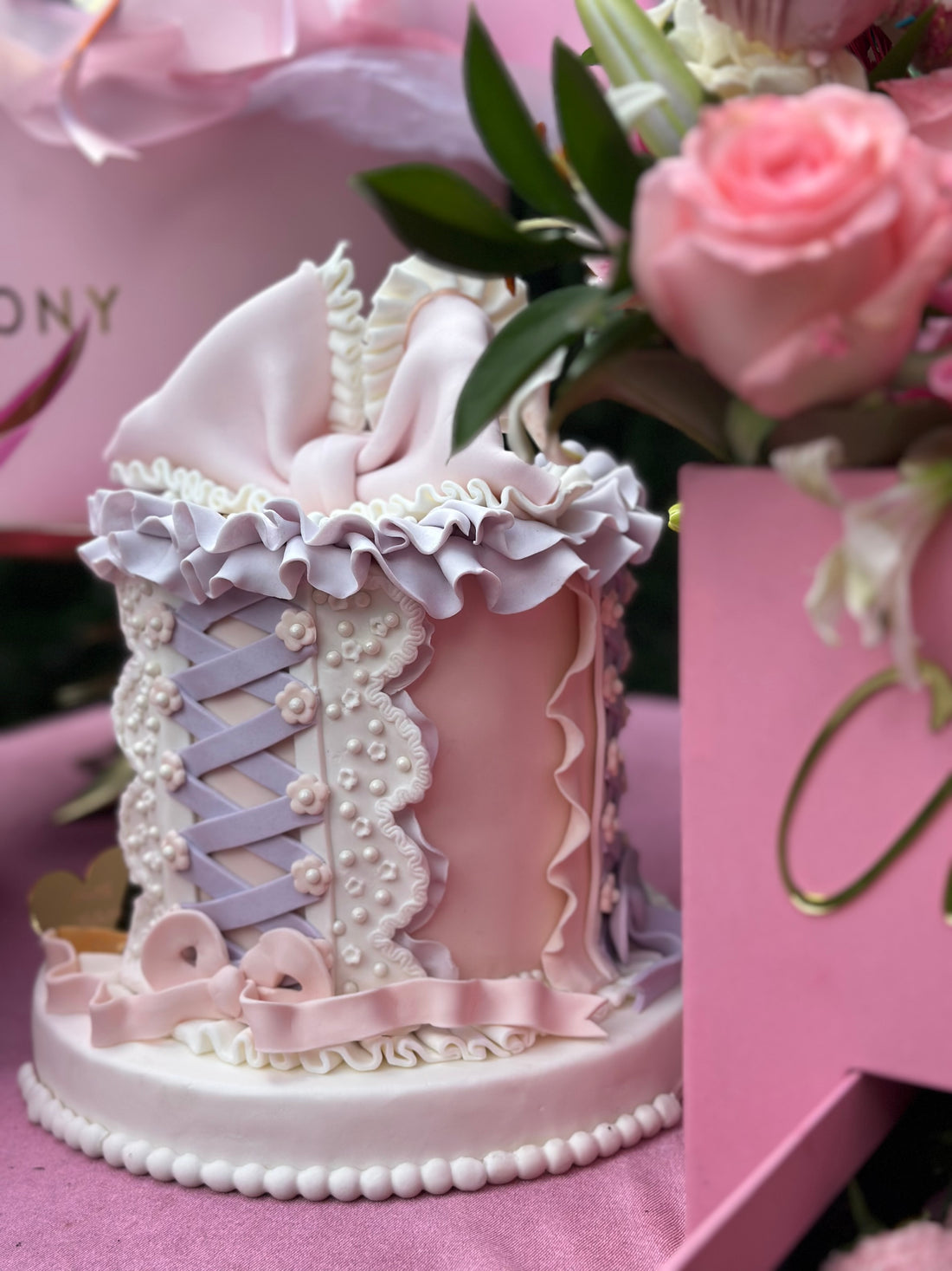 No:216 Şeker Hamurlu Tasarım Pasta