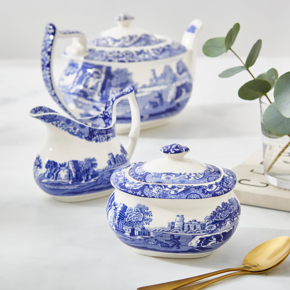 Blue Italian Şekerlik