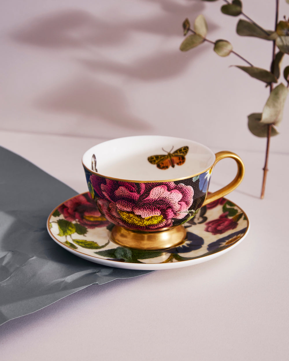 Creatures of Curiosity Çay Fincanı ve Tabağı 260 ml - Siyah