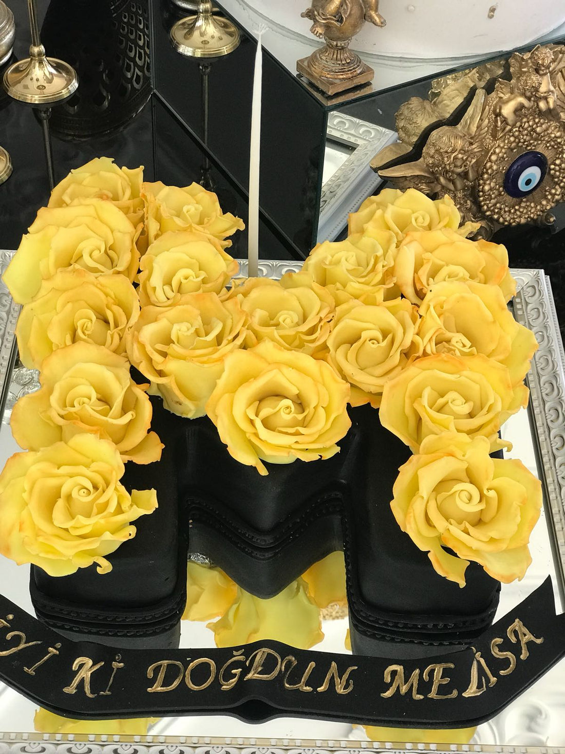 No:33 Şeker Hamurlu Tasarım Pasta